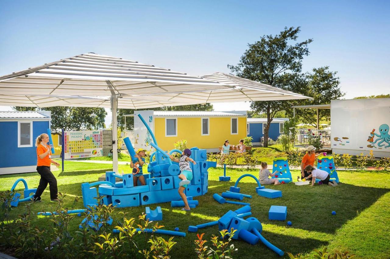 Aminess Maravea Camping Resort Holiday Homes Новиград Екстериор снимка